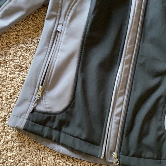 Free Country Women’s Jacket - Picture 3 of 6